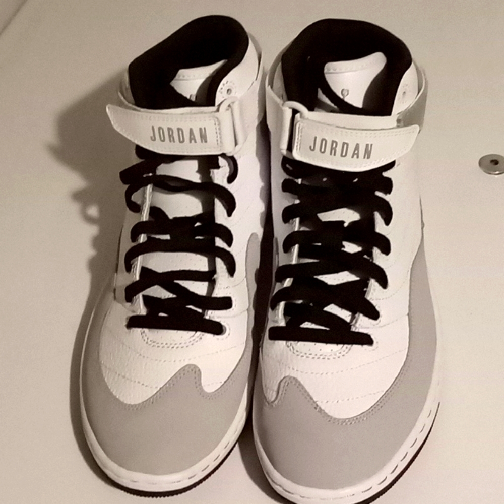 Nike Jordan Sneakers